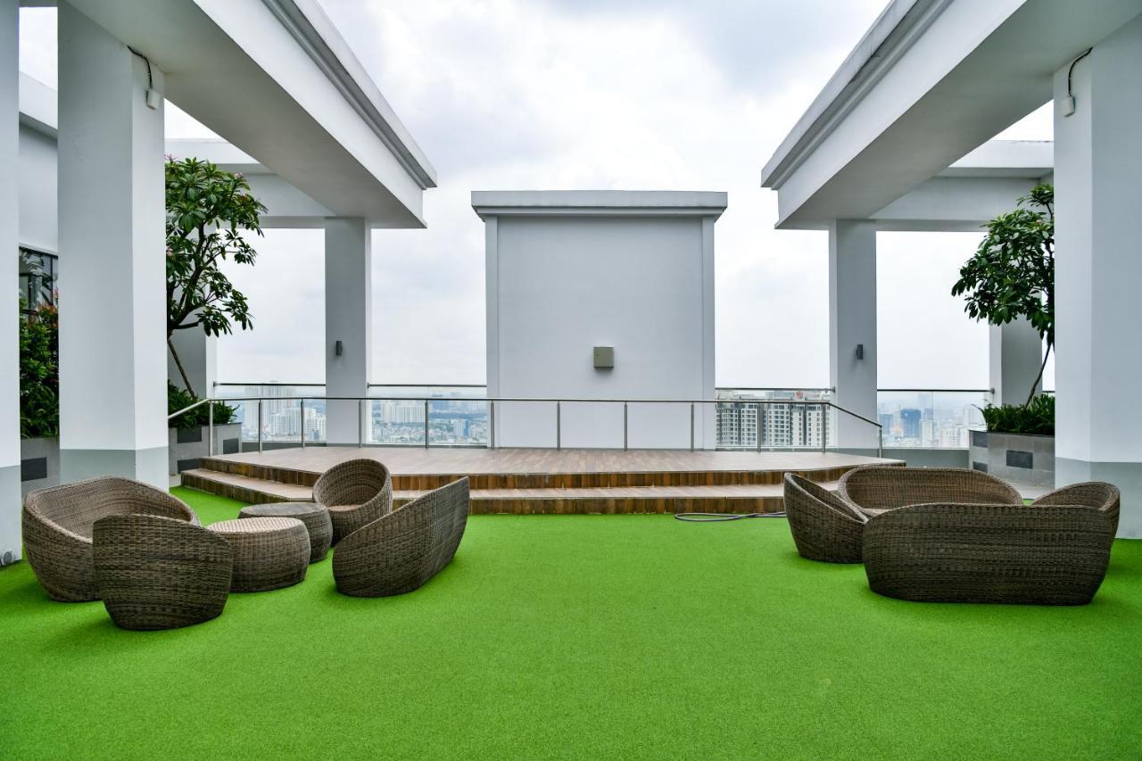 S Lux Apartment Хошимин Экстерьер фото